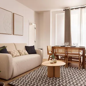 Appartement Cmg Saint Germain / Jardin Du Luxembourg Ii